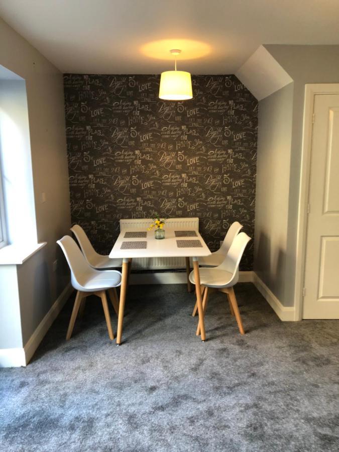 Hill House - 5 Mins Merry Hill - Perfect For Contractors & Families Brierley Hill Exterior foto